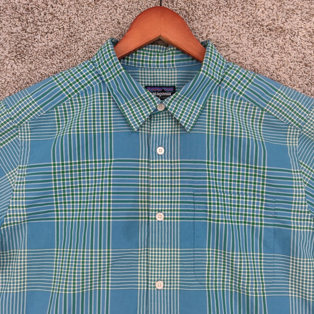 Patagonia Shirt Mens Medium M Plaid Organic Cotton Short Sleeve Button Hiking